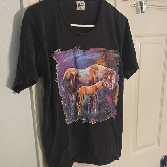 Anvil Black Tee Vintage with Vibrant Horse Design - Picture 4 of 8